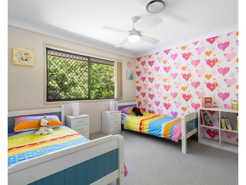 27 Riverside Crescent, Springfield Lakes QLD 4300
