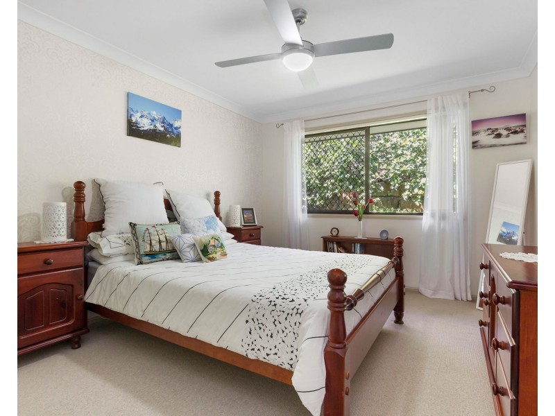 27 Riverside Crescent, Springfield Lakes QLD 4300