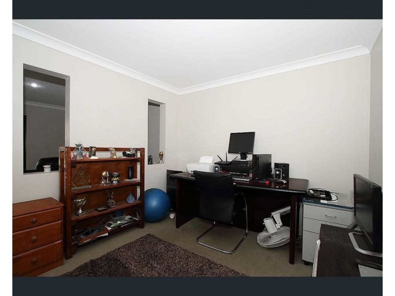 4 Hine Court, Redbank Plains QLD 4301