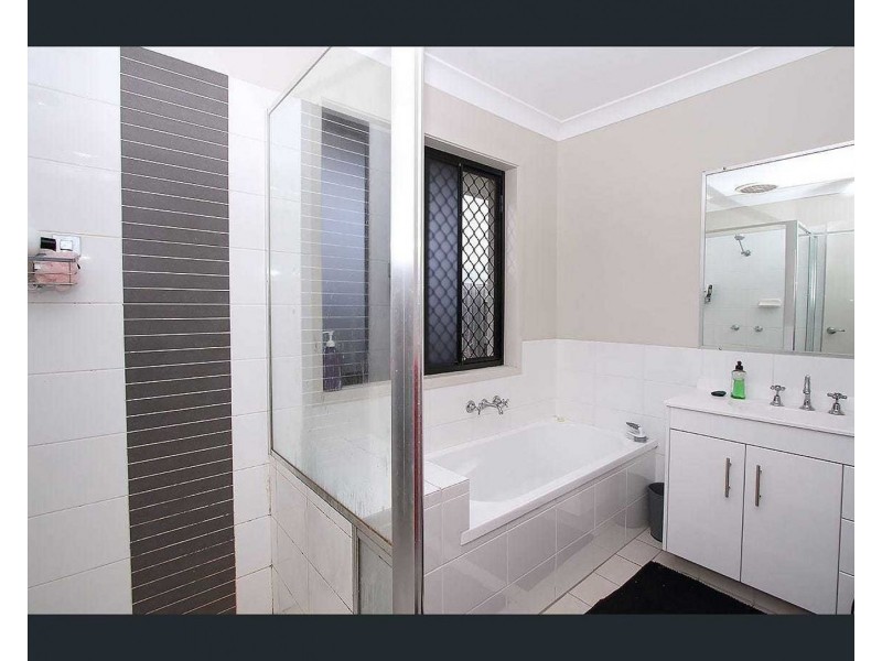 4 Hine Court, Redbank Plains QLD 4301