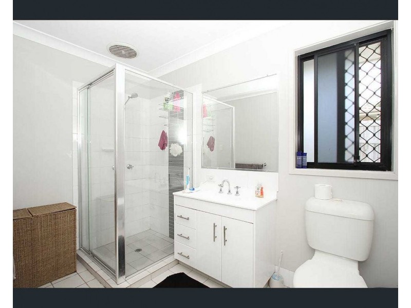 4 Hine Court, Redbank Plains QLD 4301