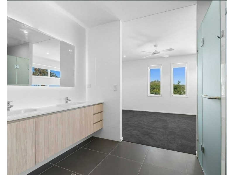 21 Ralston St, Wilston QLD 4051