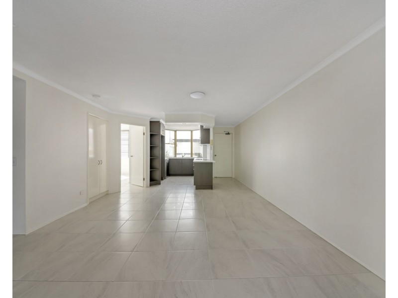 14/15 Clarence Street, Indooroopilly QLD 4068