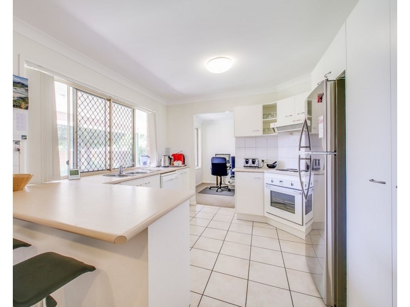 10 Charolais Crescent, Upper Kedron QLD 4055