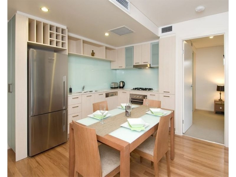 10/221 Sir Fred Schonell Drive, St Lucia QLD 4067