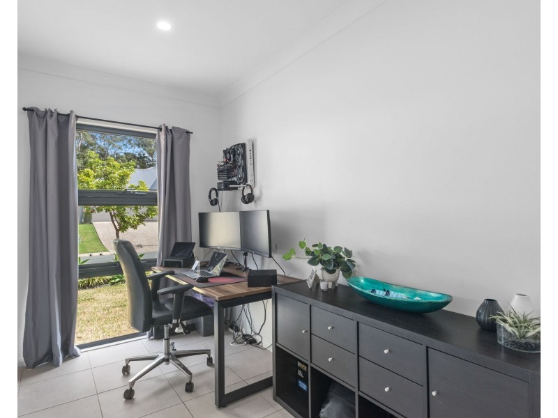 14 Creekview Court, Lawnton QLD 4501