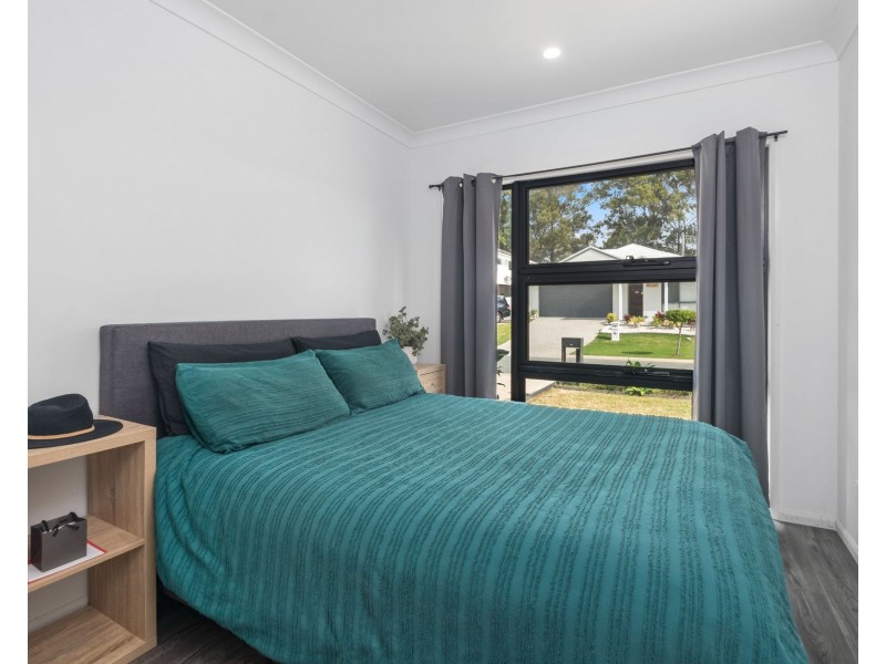 14 Creekview Court, Lawnton QLD 4501