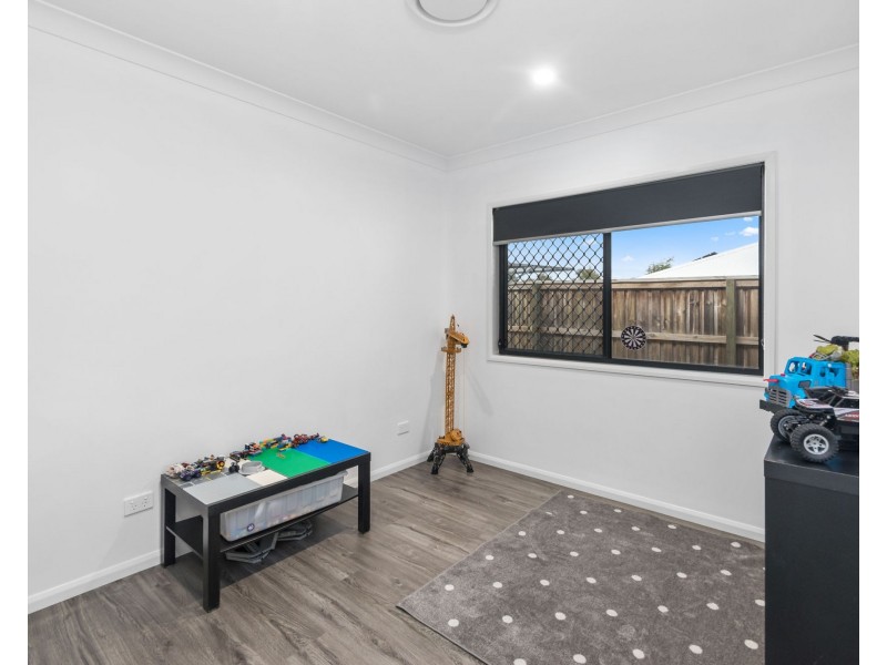 14 Creekview Court, Lawnton QLD 4501