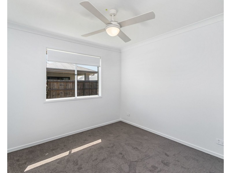 22 Flowers Drive, Coomera QLD 4209