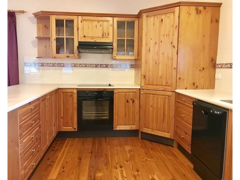 11 Howitt St, Taringa QLD 4068