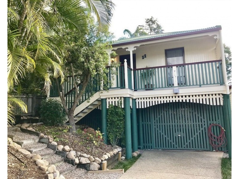 11 Howitt St, Taringa QLD 4068