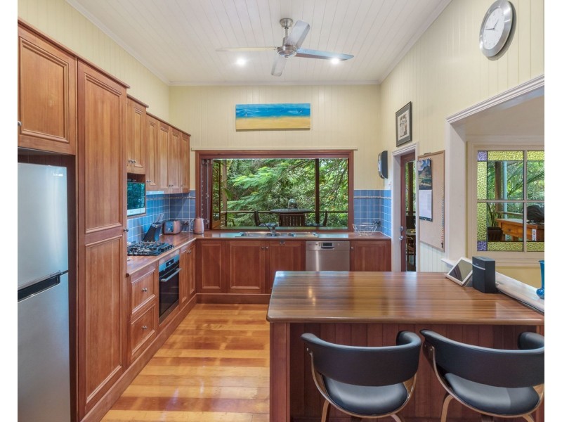 13 Bally St, Kelvin Grove QLD 4059