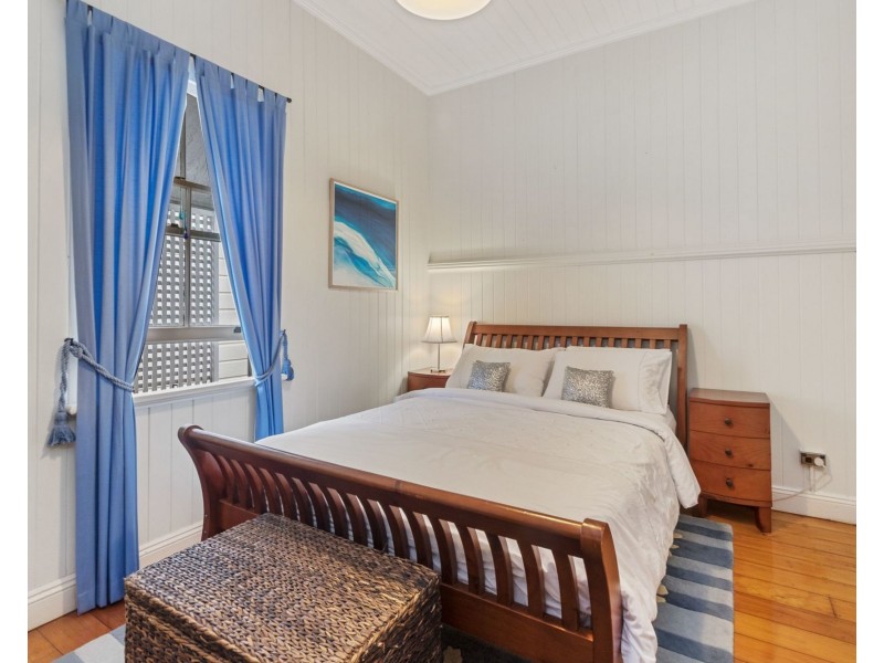 13 Bally St, Kelvin Grove QLD 4059