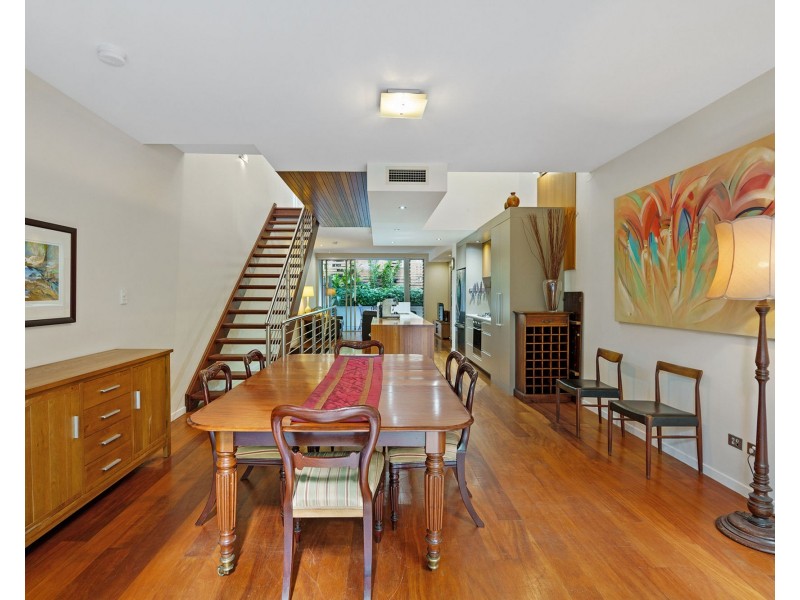 2/12 MAIDSTONE ST, Kelvin Grove QLD 4059