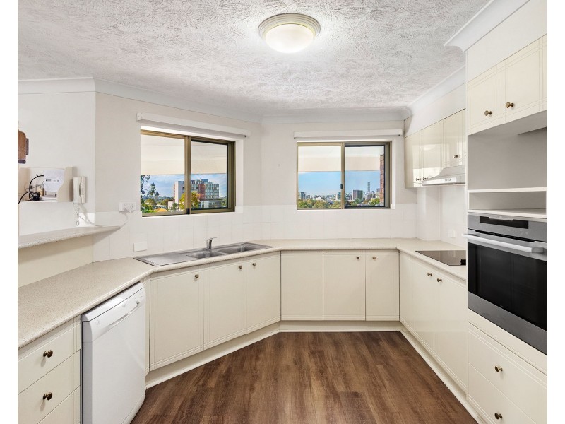 14/58 Swann Road, Taringa QLD 4068