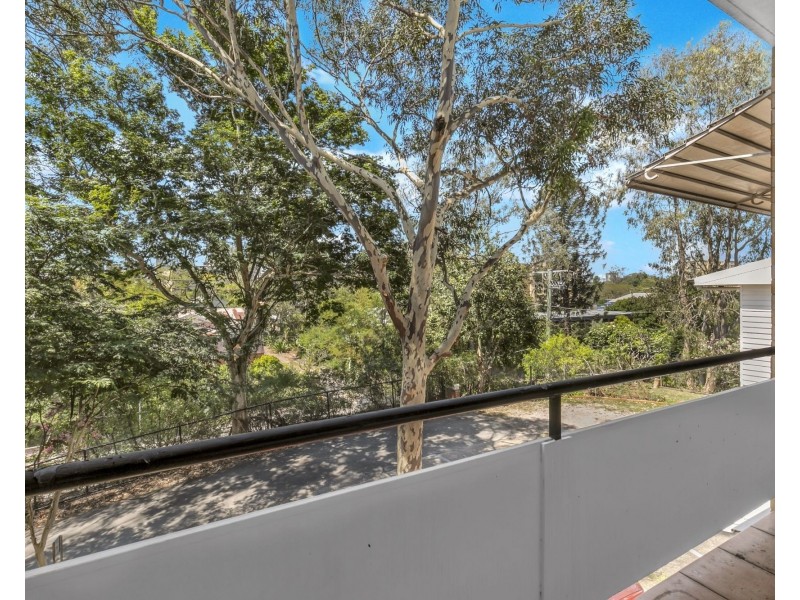 4/15 Sir Fred Schonell Drive, St Lucia QLD 4067