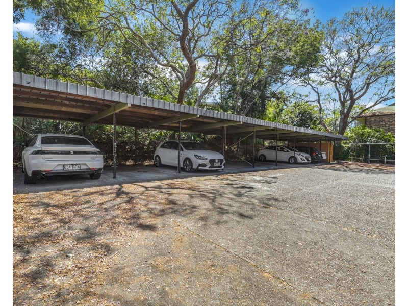 4/15 Sir Fred Schonell Drive, St Lucia QLD 4067