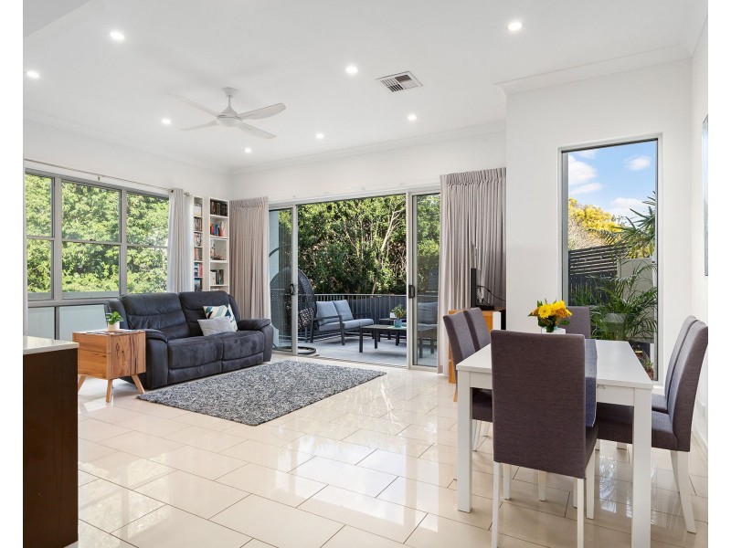 7/57 Sisley Street, St Lucia QLD 4067
