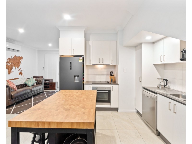 1B/116 Queen St, Everton Hills QLD 4053