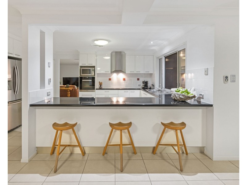 32 John Street, Manly West QLD 4179