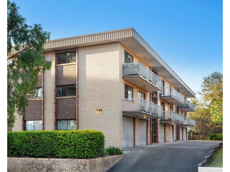 4/28 Grantson Street, Windsor QLD 4030