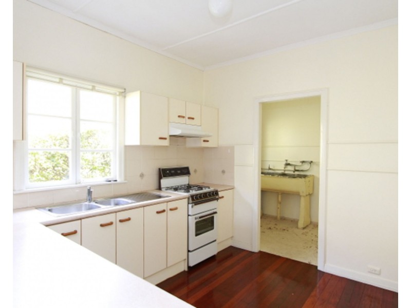1/18 Elizabeth Street, Toowong QLD 4066