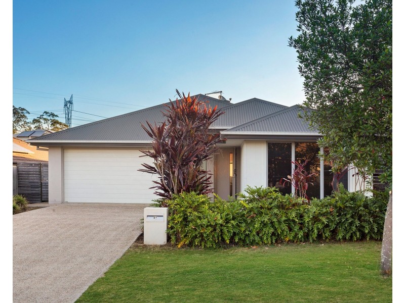 51 Solomon Parade, Warner QLD 4500