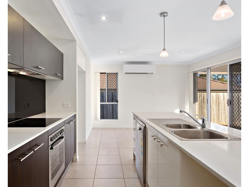 51 Solomon Parade, Warner QLD 4500