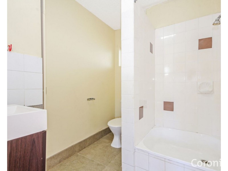 2/12 Stanley Street, Indooroopilly QLD 4068