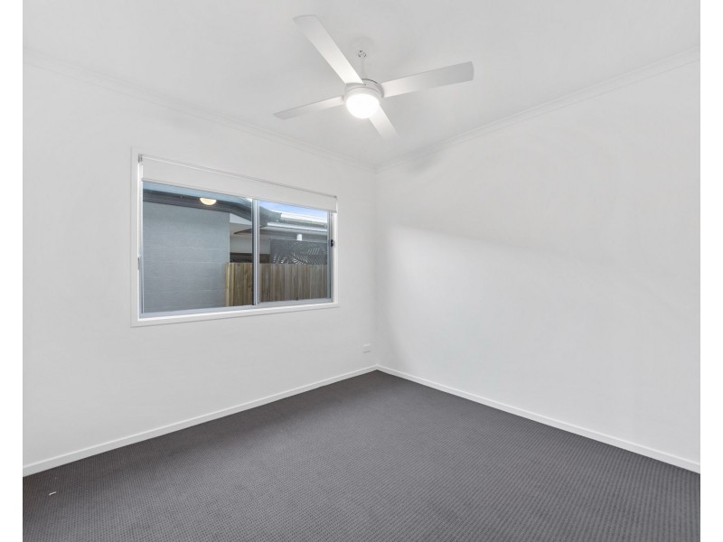 11B Beat Street, Ripley QLD 4306