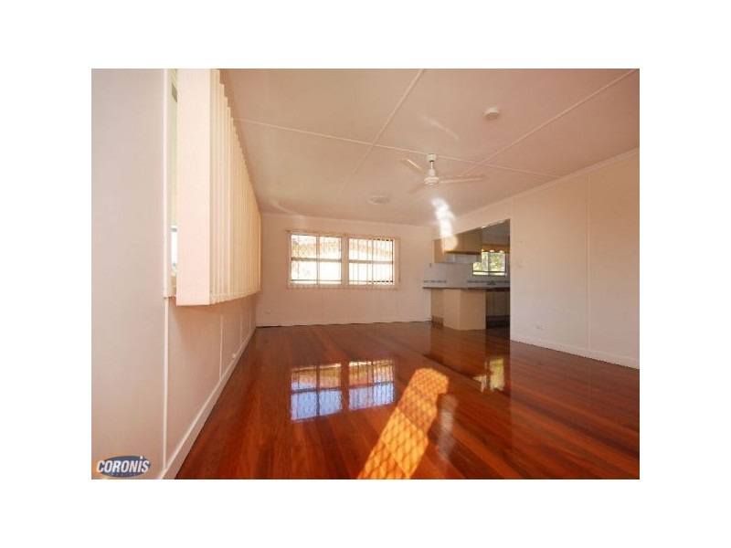 18 Aldren Street, Stafford Heights QLD 4053