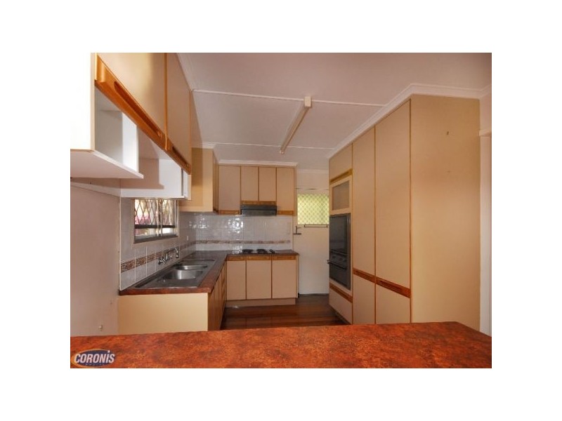 18 Aldren Street, Stafford Heights QLD 4053