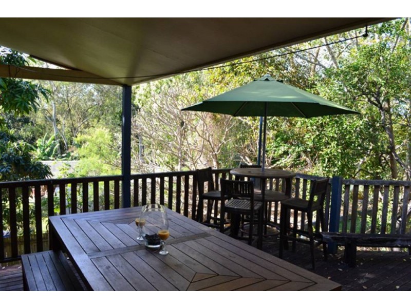 647 Waterworks Rd, Ashgrove QLD 4060