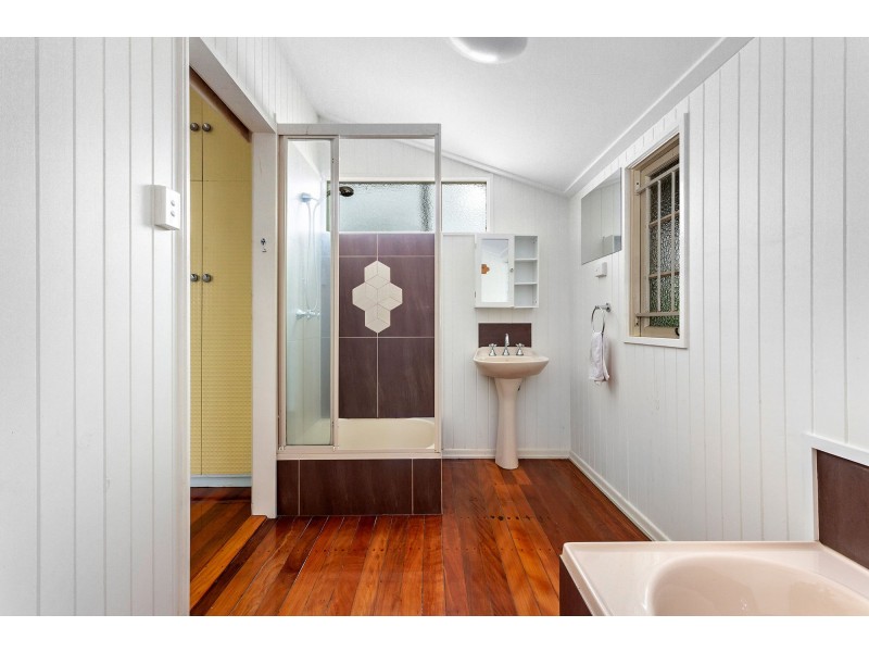 50 Lizzie Street, Bardon QLD 4065