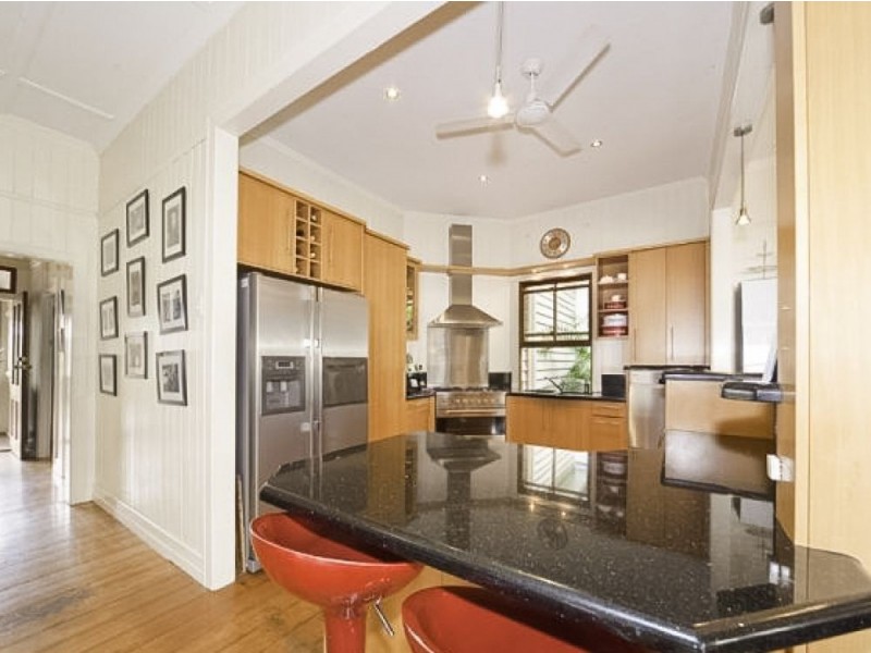 20 Dean Street, Red Hill QLD 4059