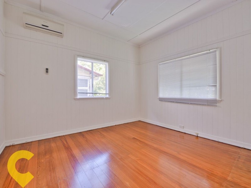 11 Water Street, Red Hill QLD 4059