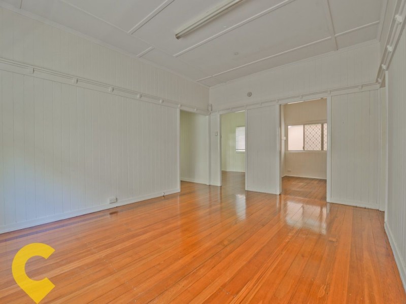 11 Water Street, Red Hill QLD 4059