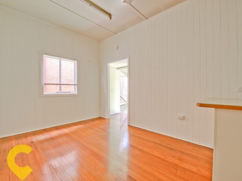 11 Water Street, Red Hill QLD 4059