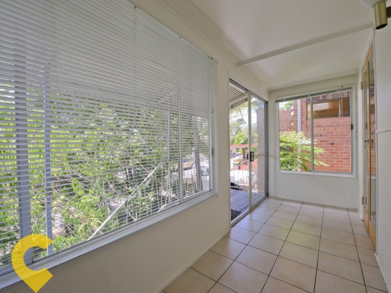 11 Water Street, Red Hill QLD 4059