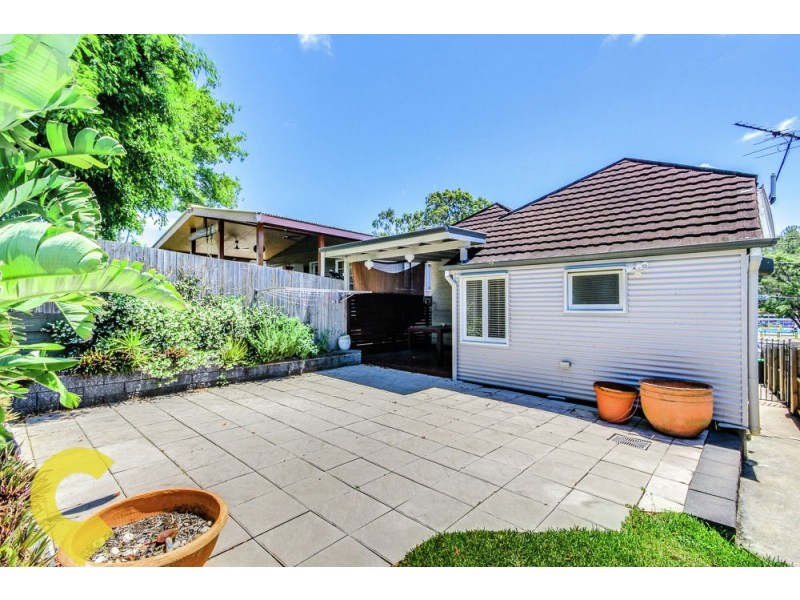 62 Alderson Street, Newmarket QLD 4051