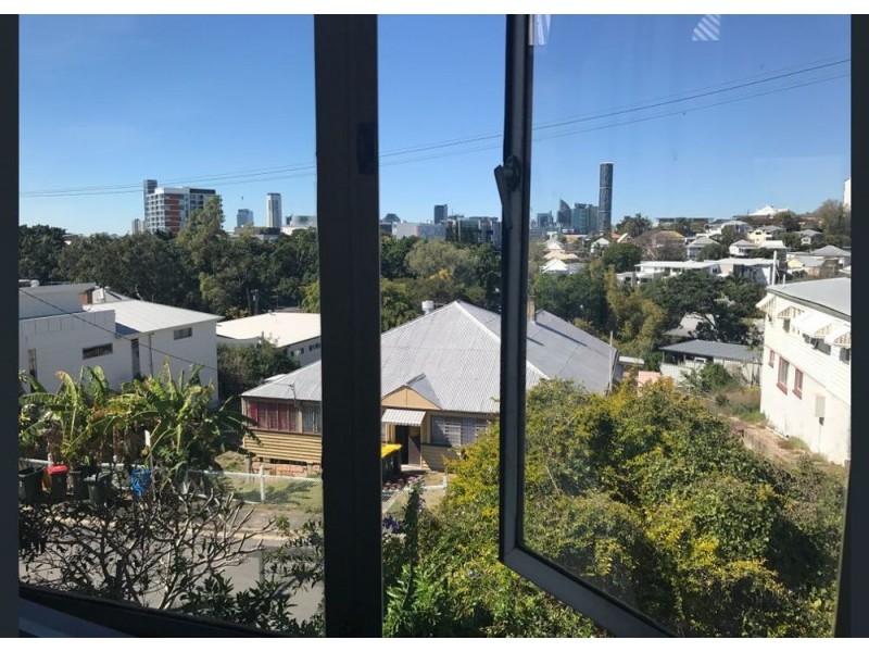 15 Dalley Street, Kelvin Grove QLD 4059