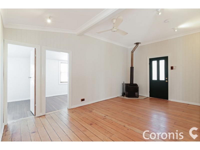 8 Mannion St, Red Hill QLD 4059