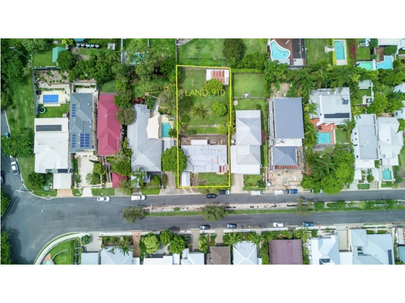 39 Joynt Street, Hamilton QLD 4007