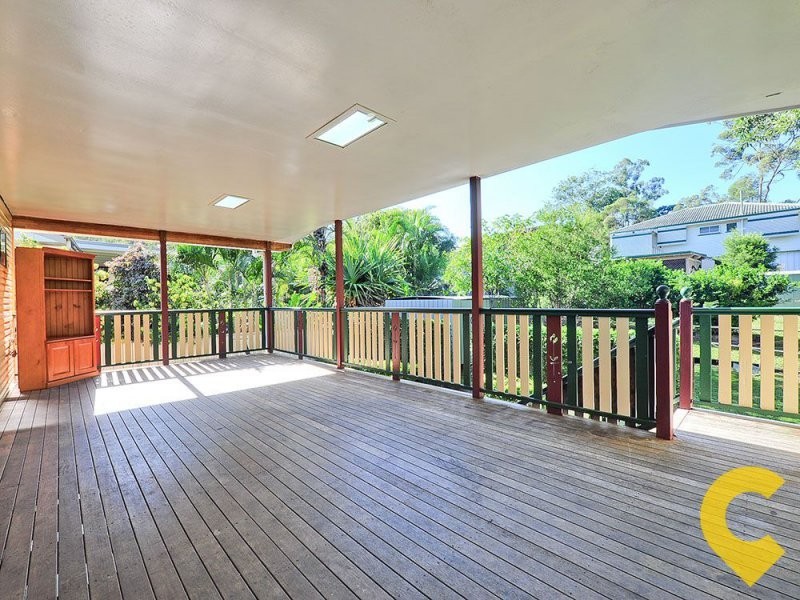 24 Pavonia Street, Everton Hills QLD 4053