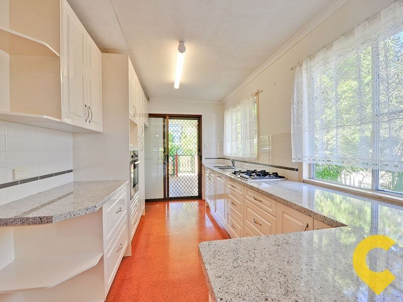 24 Pavonia Street, Everton Hills QLD 4053