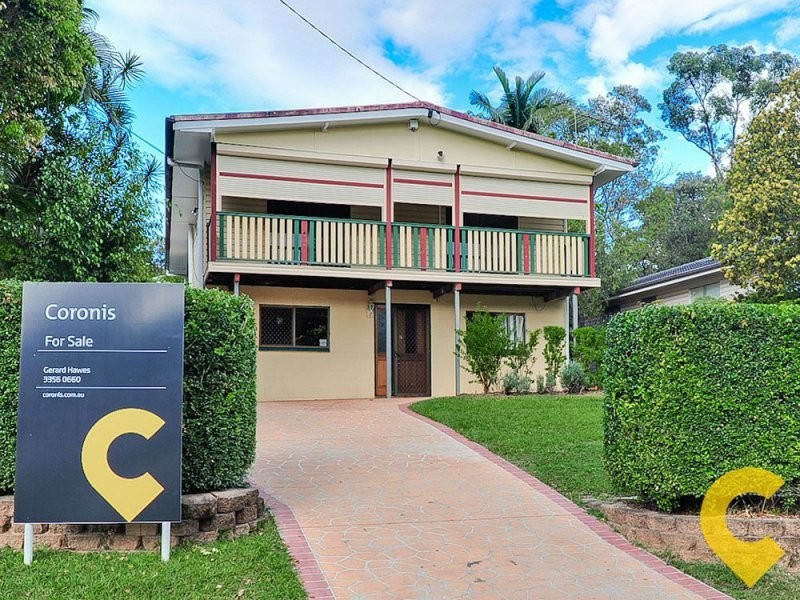 24 Pavonia Street, Everton Hills QLD 4053