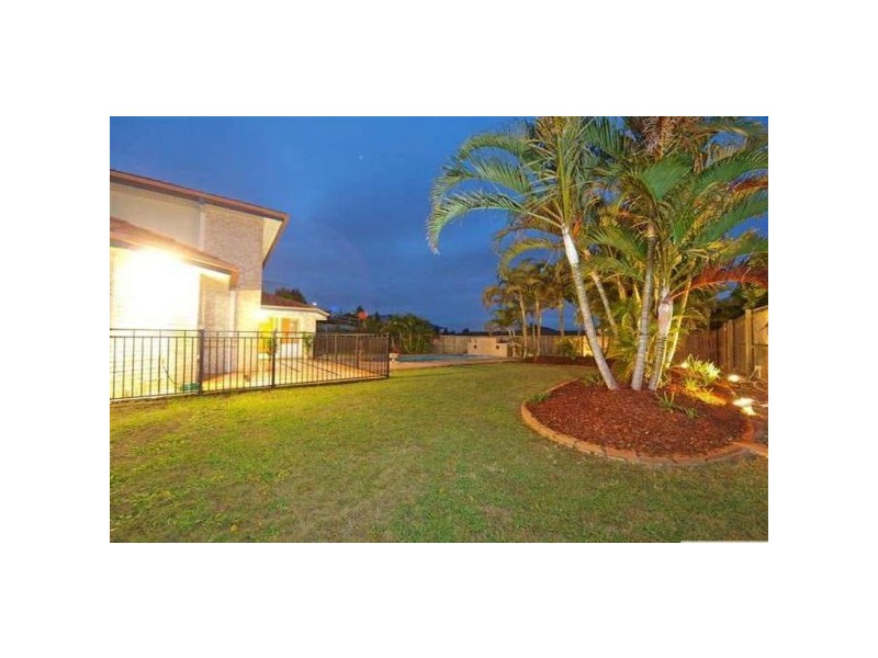 7 Poona  Court, Albany Creek QLD 4035