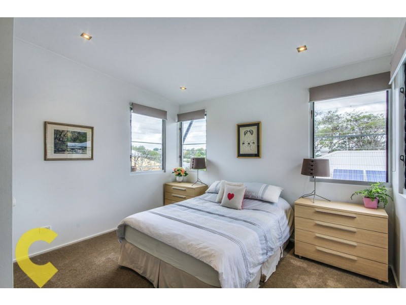 77 Gracemere Street, Newmarket QLD 4051