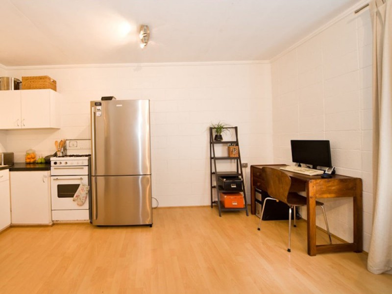 2/89 Maygar Street, Windsor QLD 4030