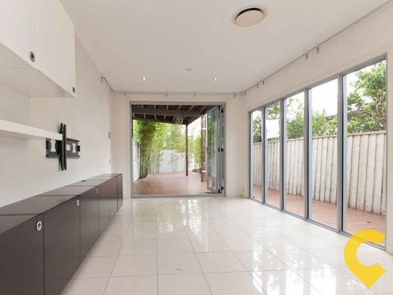 146 Kelvin Grove Road, Kelvin Grove QLD 4059